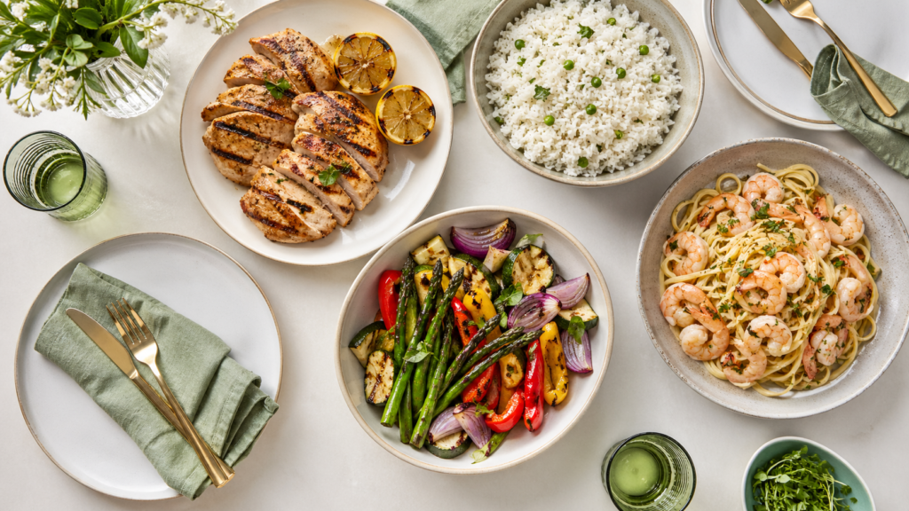 healthy chicken rice bowl with fresh vegetables